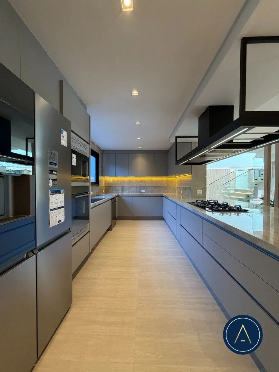 Casa nova e mobiliada de alto padrão em Alphaville - Foto 4