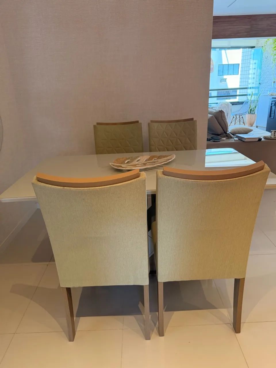 4 cadeiras de mesa de jantar 