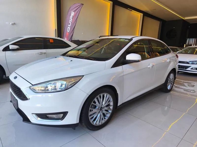 Ford Focus Fastback Se/se Plus 2.0 Flex Aut. 2017 - Foto 2