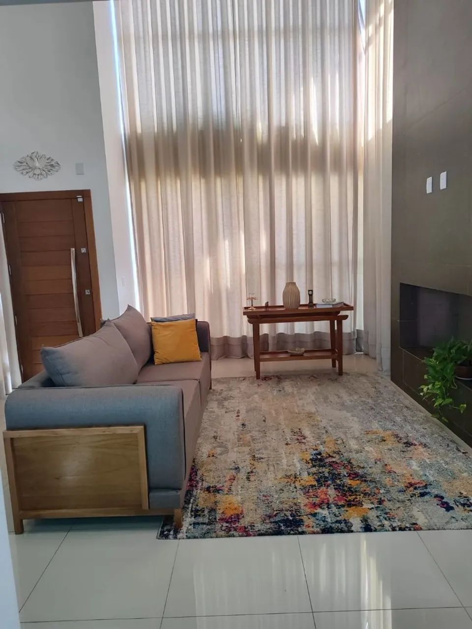 Sofá Cinza Elegante - Foto 2