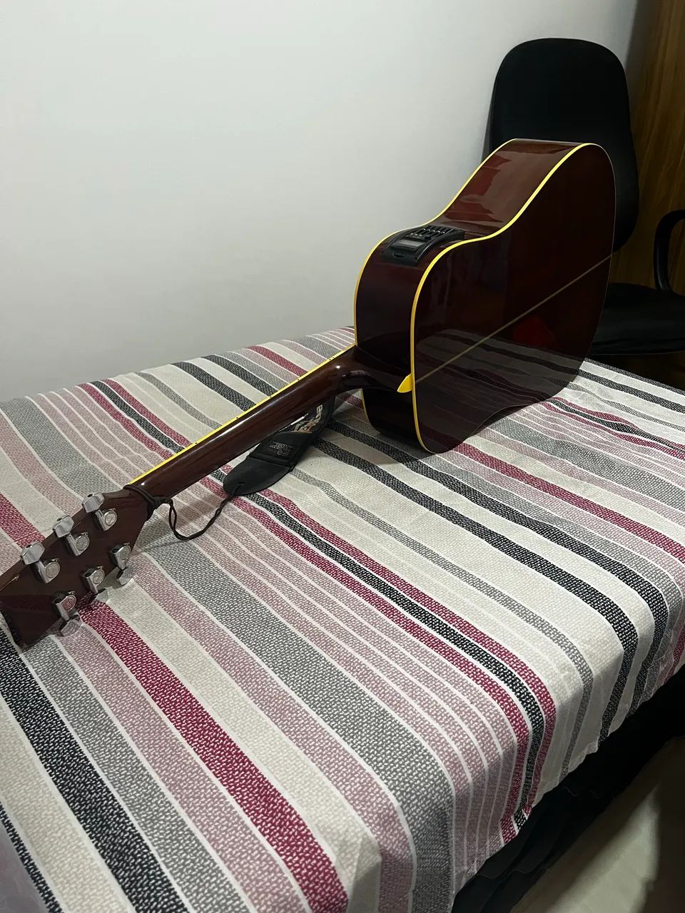 ? VIOLÃO EAGLE CH-888NT + CASE - SEMINOVO - Foto 5