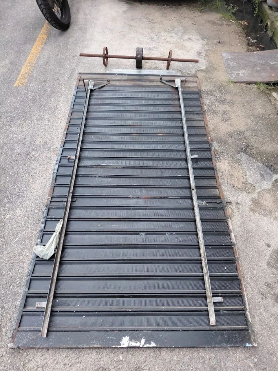 Porta de enrolar421230396436664321