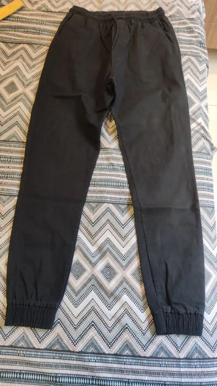 Calça Jogger Preta - Tam. M com Elástico