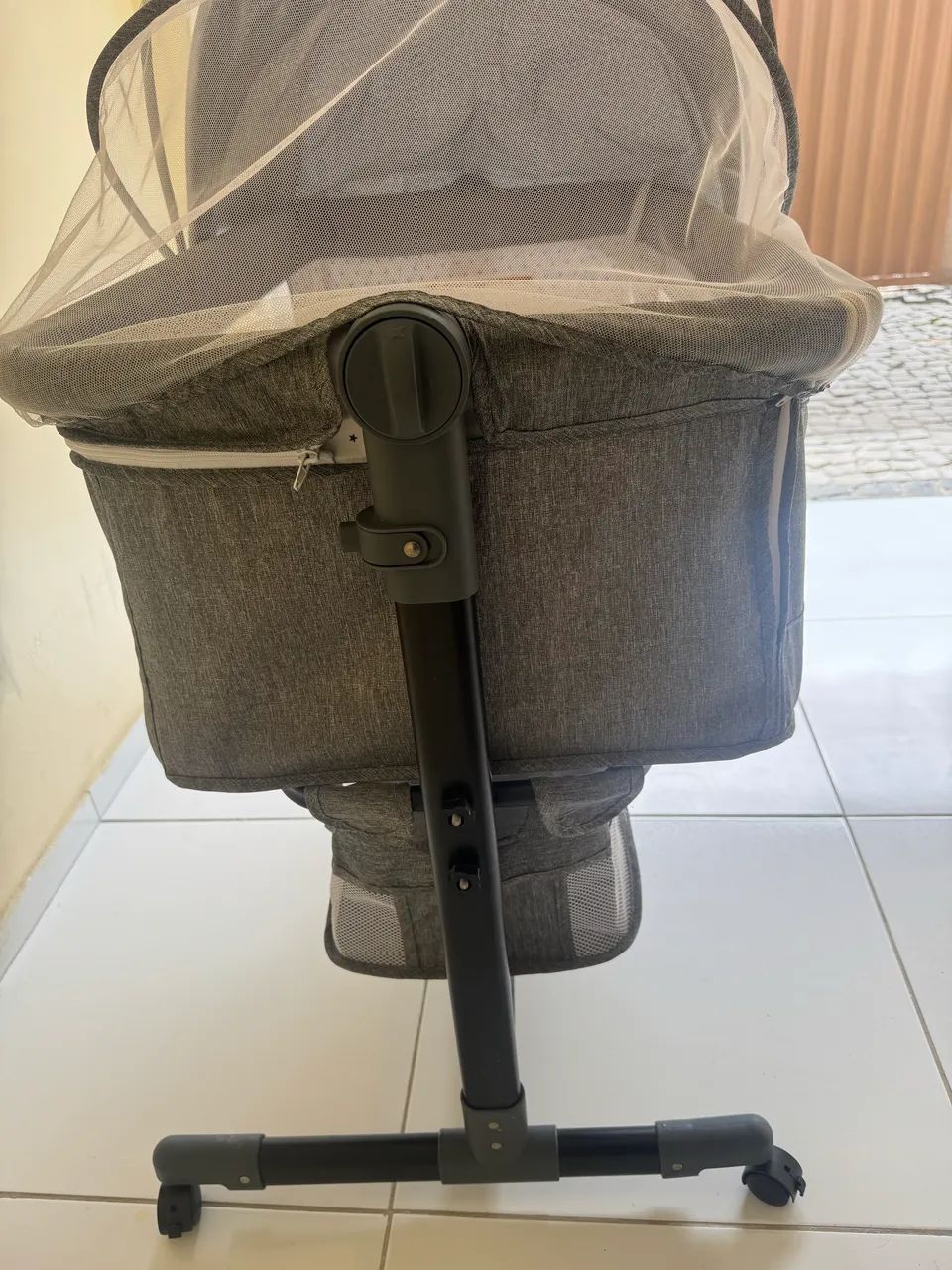 Vendo berço portátil  - Foto 3