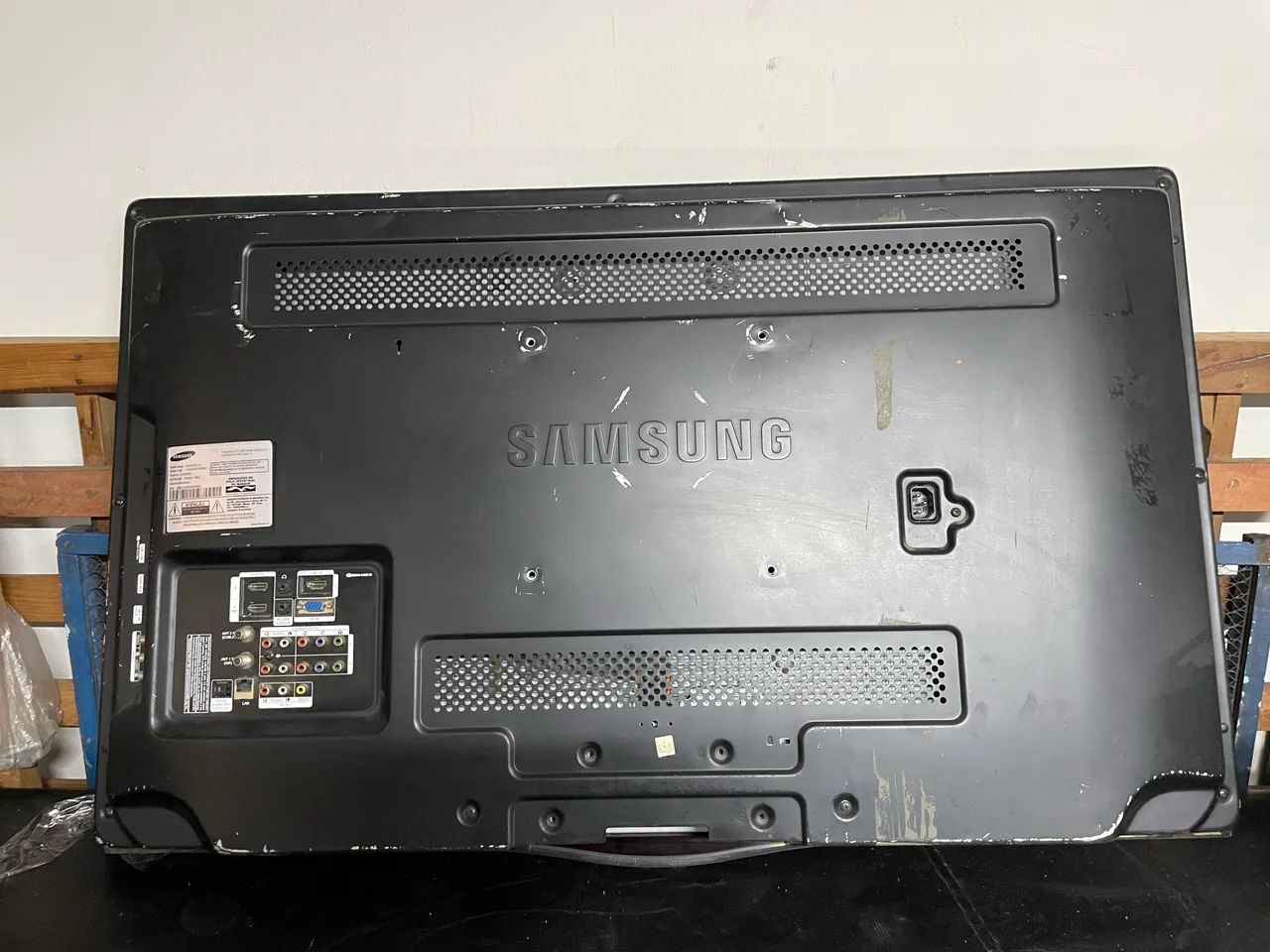 Tv Smart LCD Samsung LN40C650L1M - Foto 4
