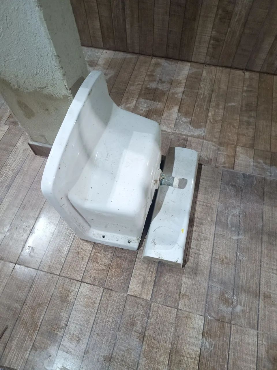 Ceramic Laundry Sink442957852585512962