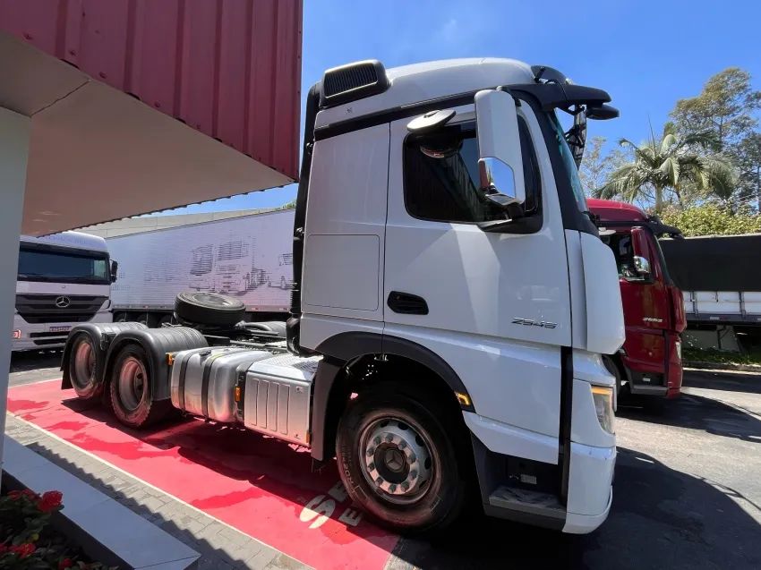 Mercedes-Benz Actros 2548 6x2. - Foto 7