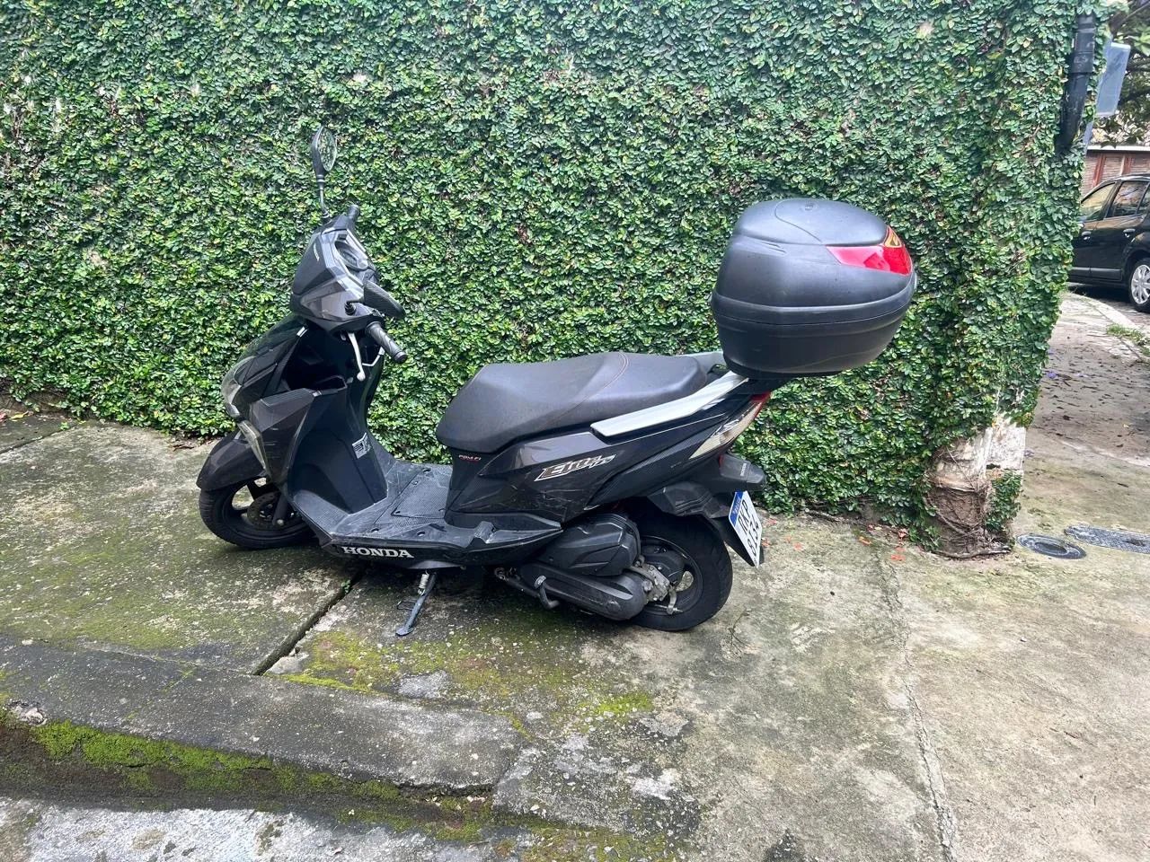 Scooter de garagem!