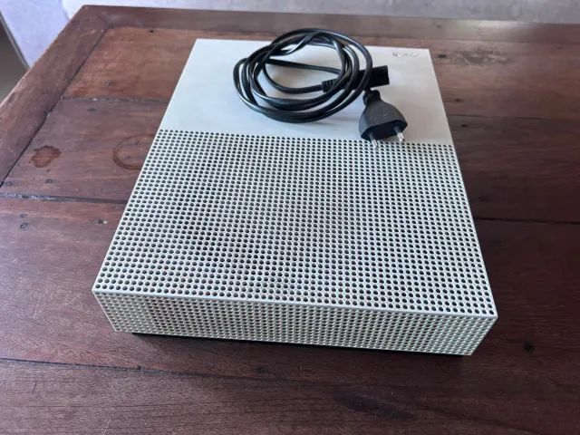 Xbox One S - Usado (Sem controle) - Foto 4