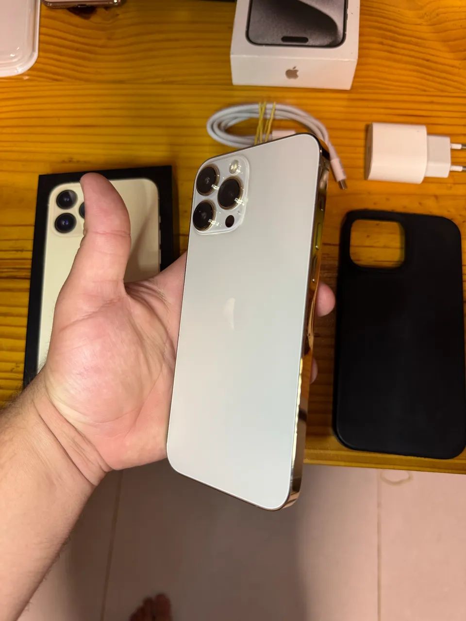 iPhone 13 Pro Max Gold 128gb - Foto 3