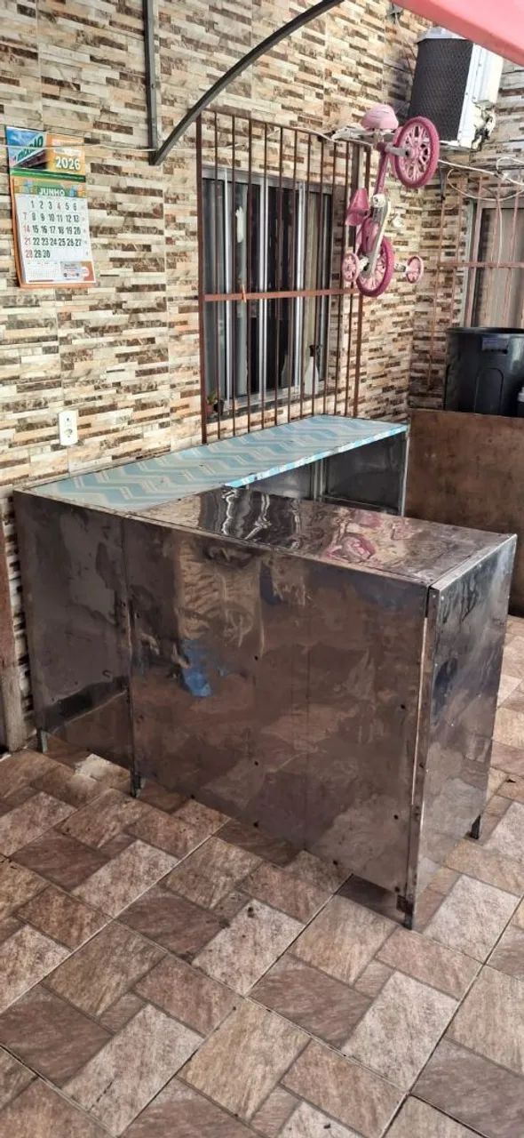 Bancada de inox  1.9x1 metros 