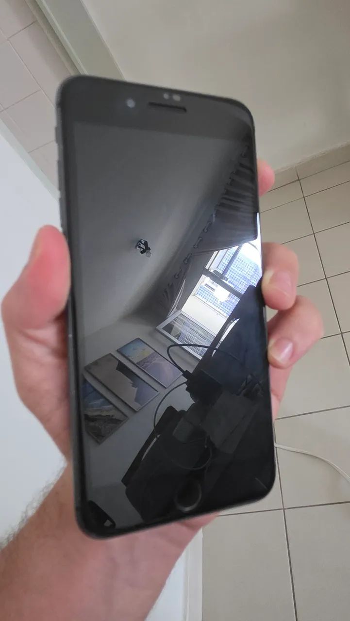IPhone 8 plus impecável 