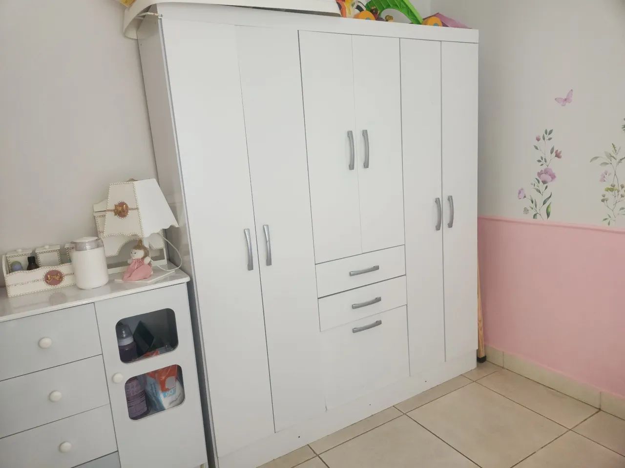 Cômoda e guarda roupa infantil 
