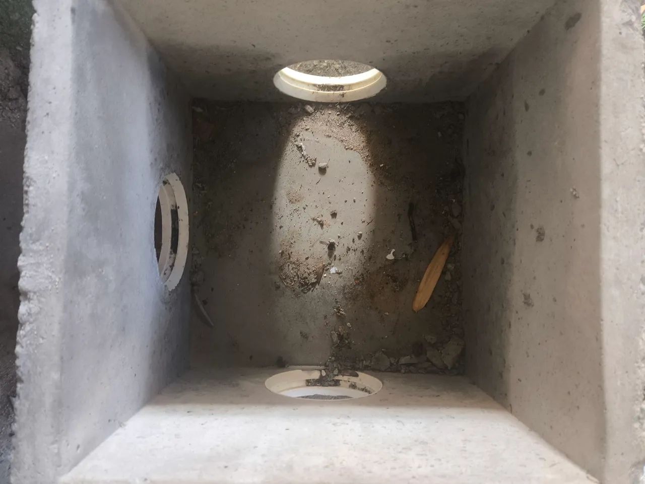 Caixa de gordura de concreto 3 saidas - Foto 2