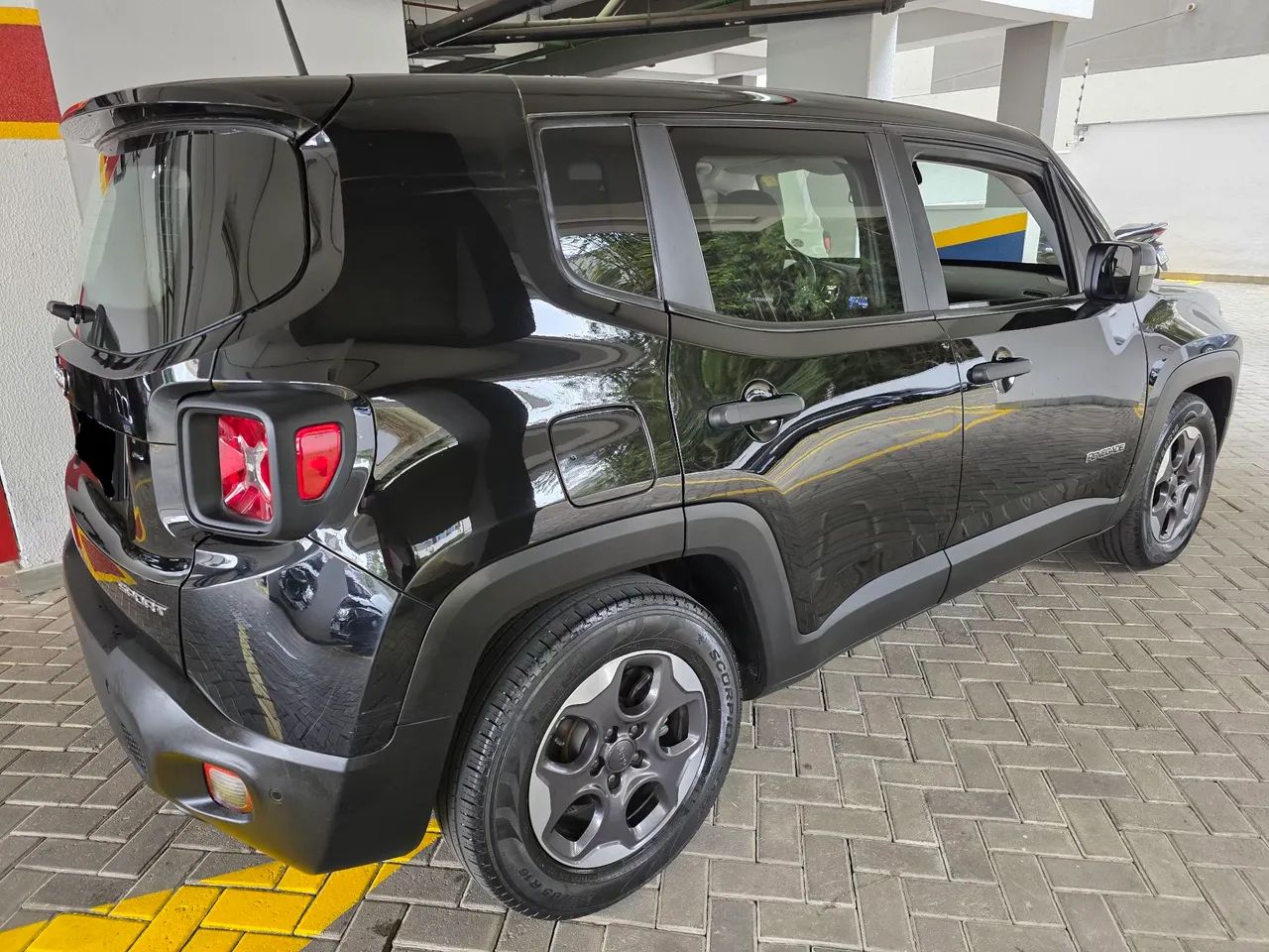Jeep Renegade Sport 1.8 4x2 Flex 16V Aut., foto 5 de 19