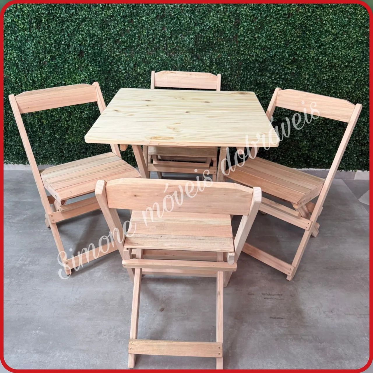 Mesa 70x70 dobrável com 4 cadeiras sem pintura