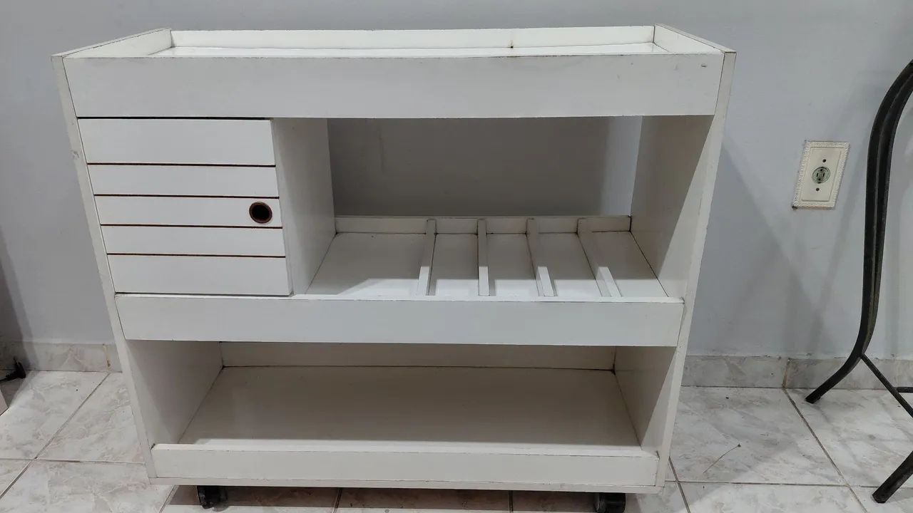 Balcão branco