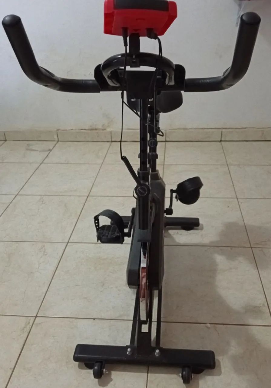 BICICLETA ERGOMÉTRICA - Foto 2
