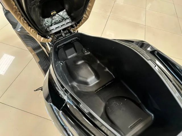 PCX DLX 160 - Foto 2
