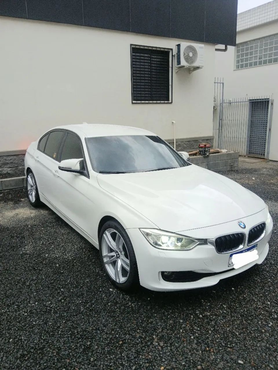 BMW 320I A 2.0 Turbo/activeflex 16V 184cv 4P 2013 - Foto 5