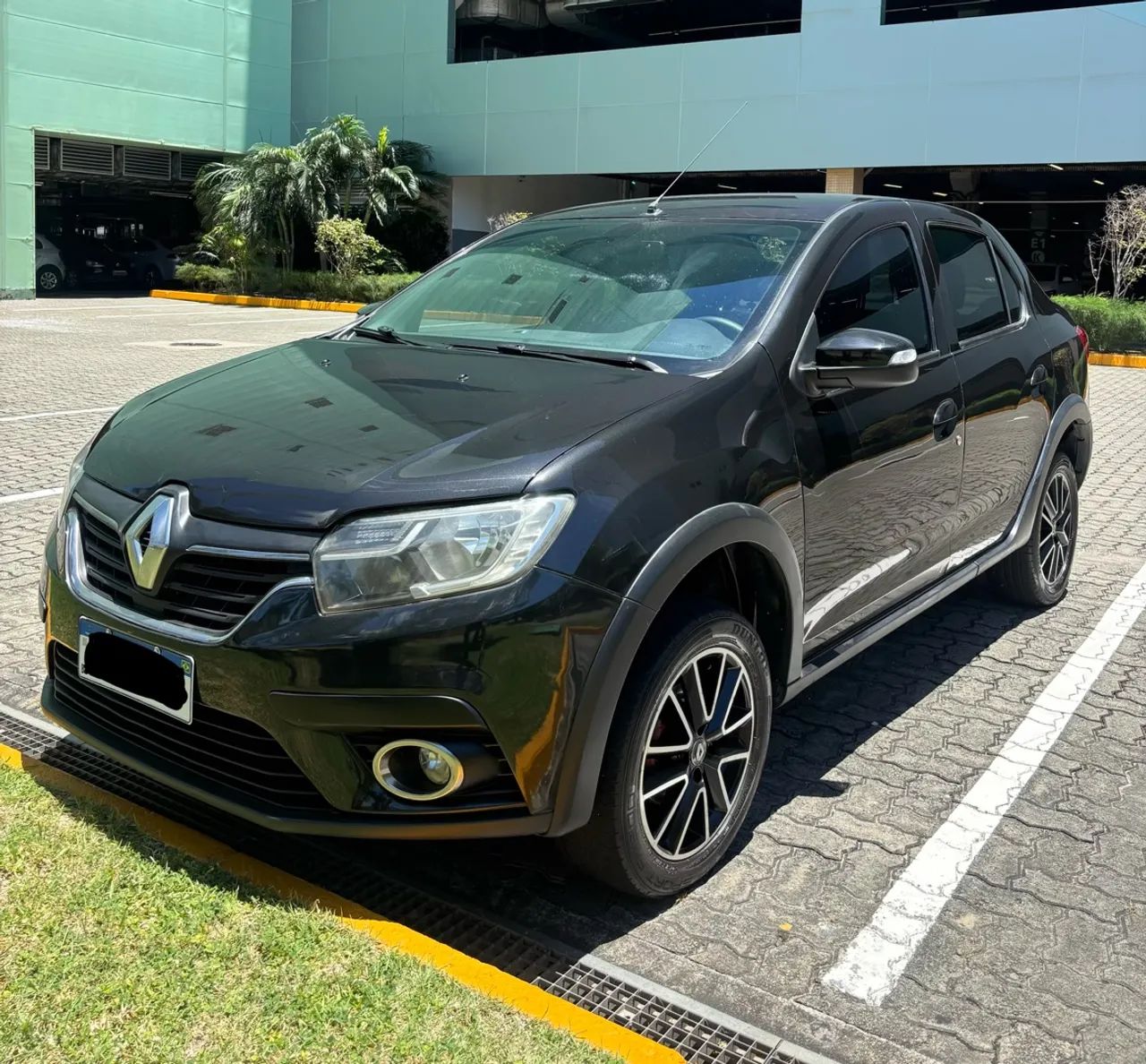 Renault Logan ICONIC FLEX 1.6 16V 4P AUT. 2020