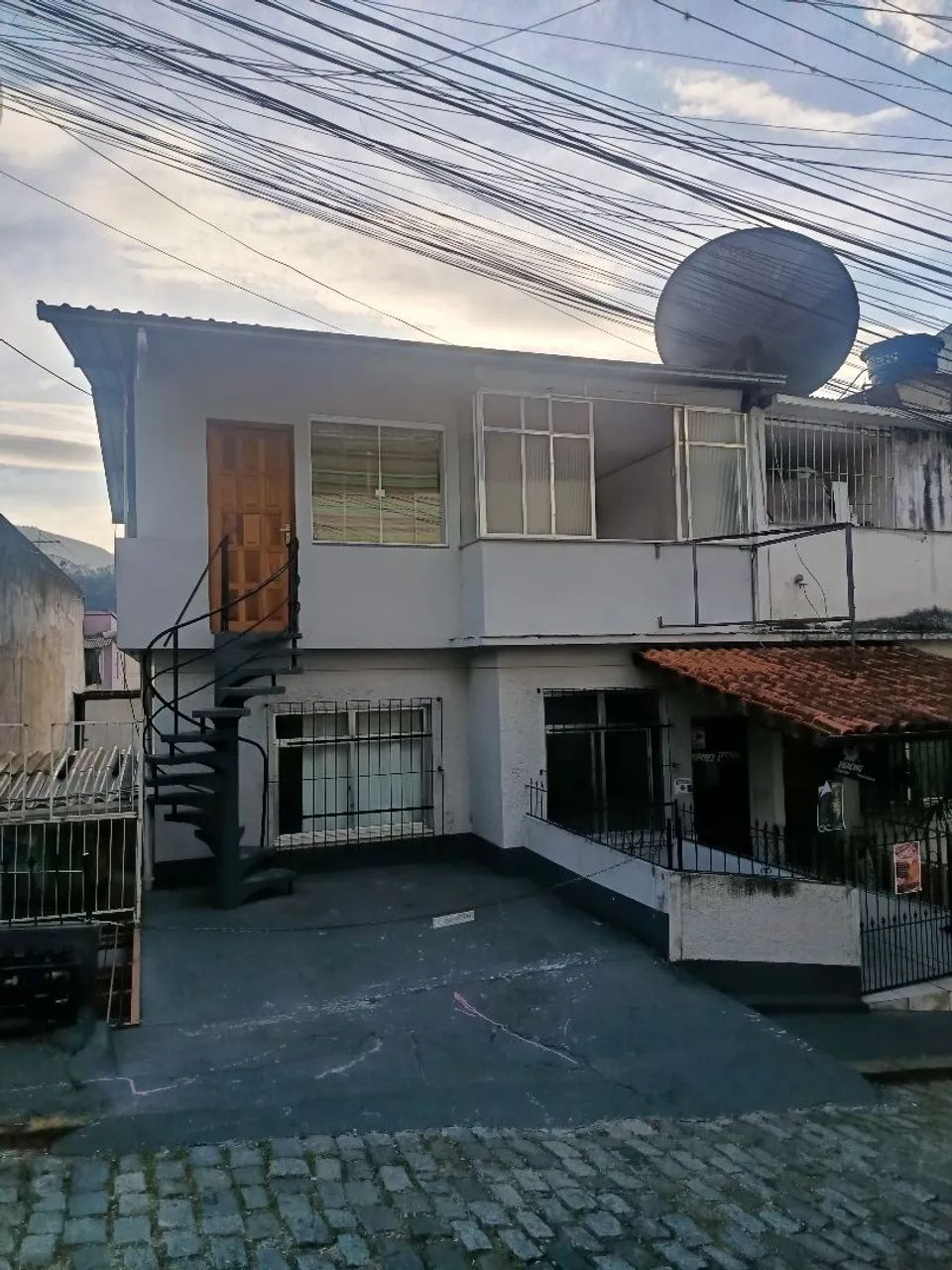 Excelente Espaço Comercial / Galpão - Ideal para Depósito, Confecção ou Studio