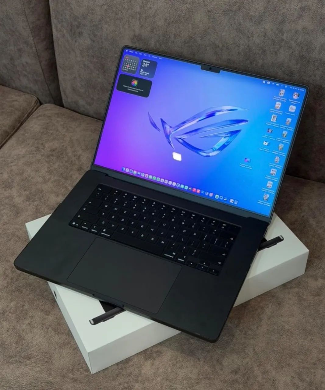 MACBOOK PRO 16-INCH.. M4 PRO  - Foto 2