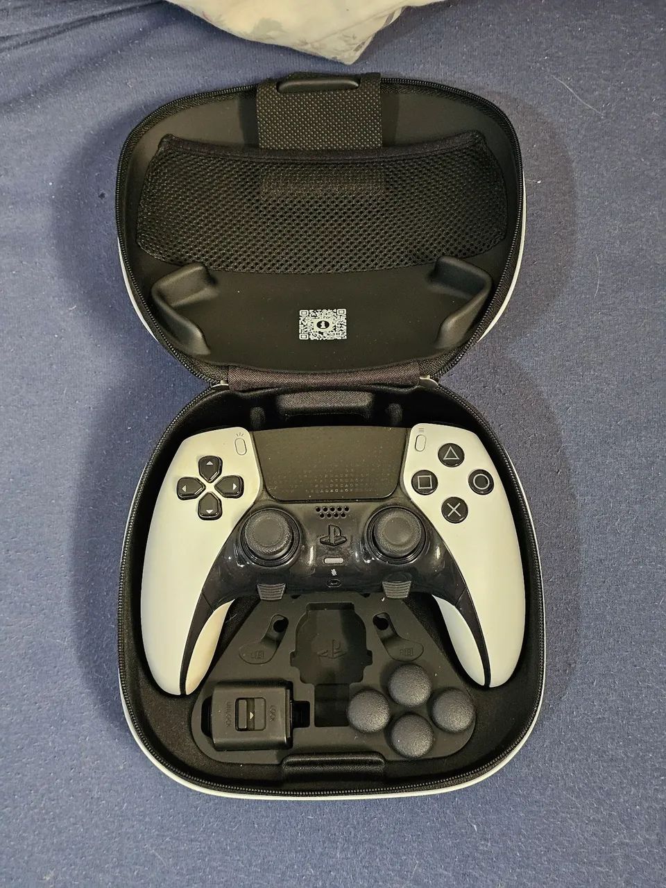 DualSense Edge