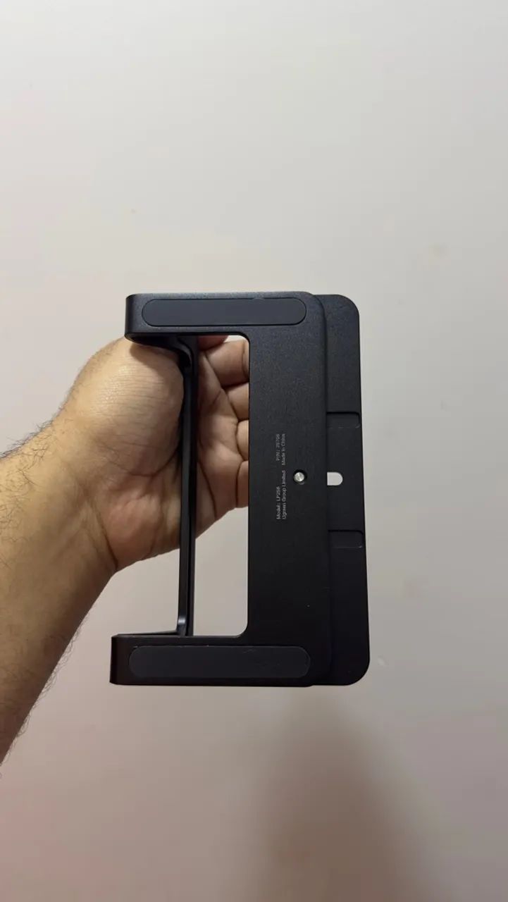 Suporte Vertical UGREEN para Notebook Ajustável - Foto 3