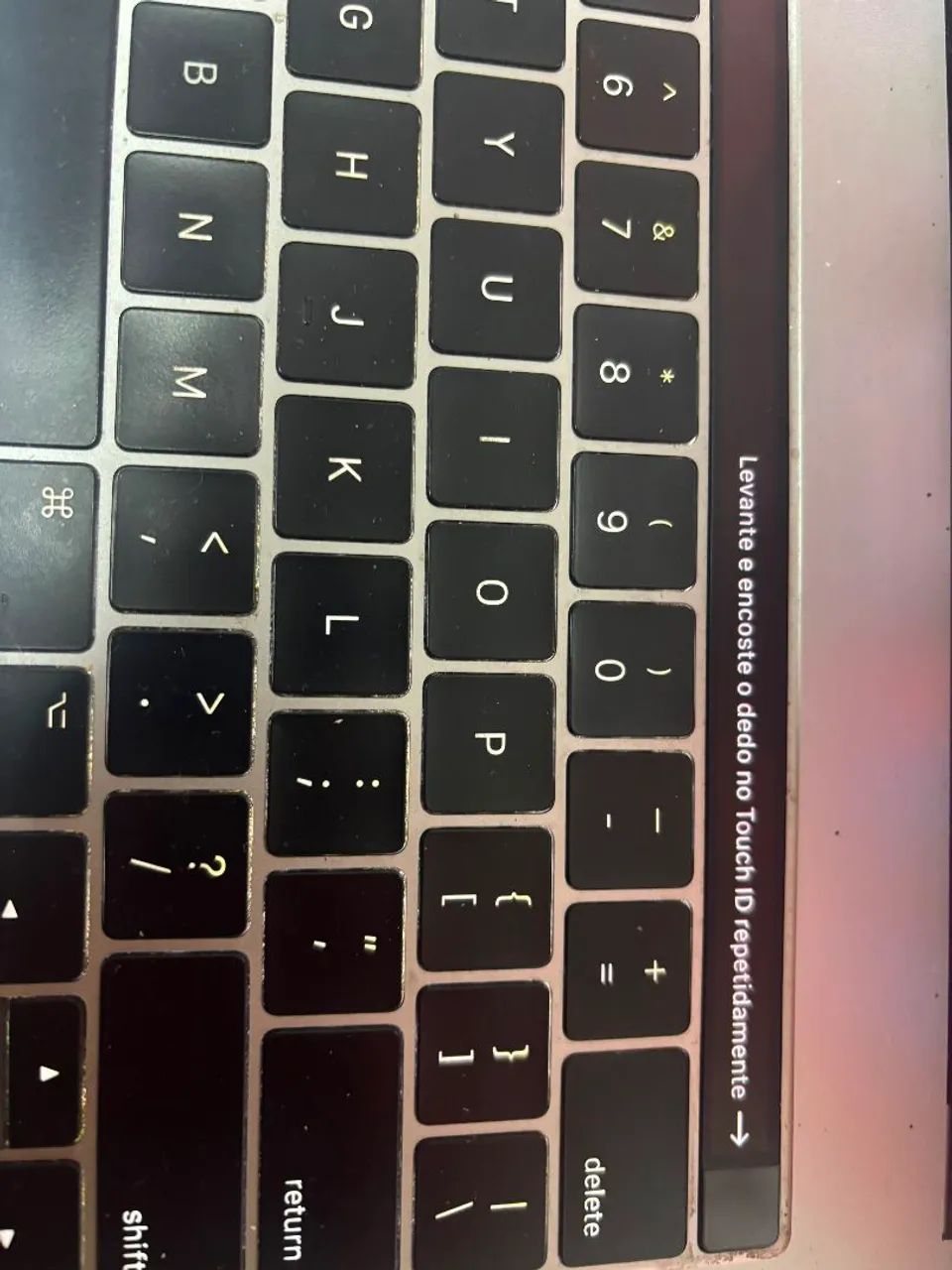 MacBook Pro 15" (2017) - Core i7 - 16GB RAM - Touch Bar - Foto 2