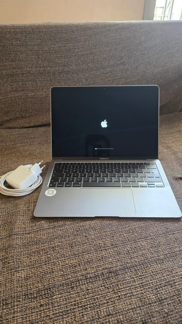 MacBook Air 13 M1 Silver 256GB/8GB - Notebooks - Lagoa da