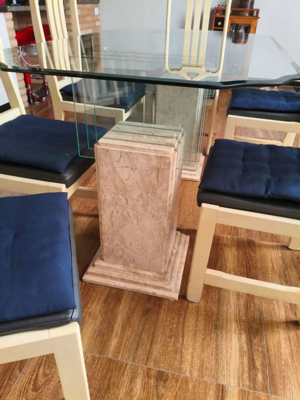 Mesa de jantar de mármore c 6 cadeiras - Foto 3