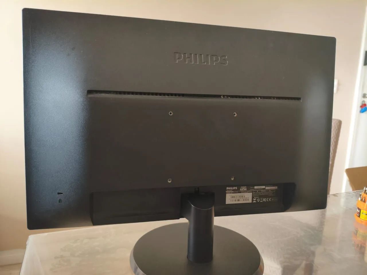 Monitor Philips 21,5 semi-novo! - Foto 3