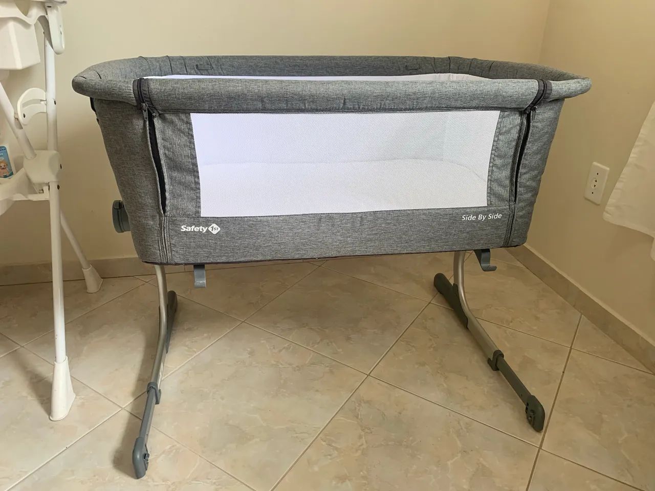 Berço Side by Side da Safety First 