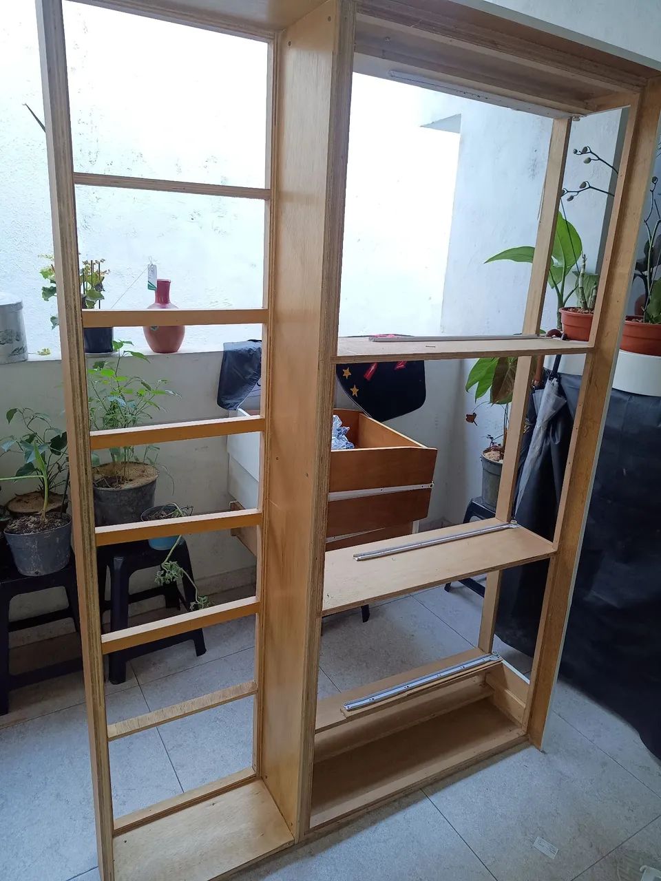 Cama de Solteirão 1,30x1,90m com 3 Gavetas e Baú - Foto 2