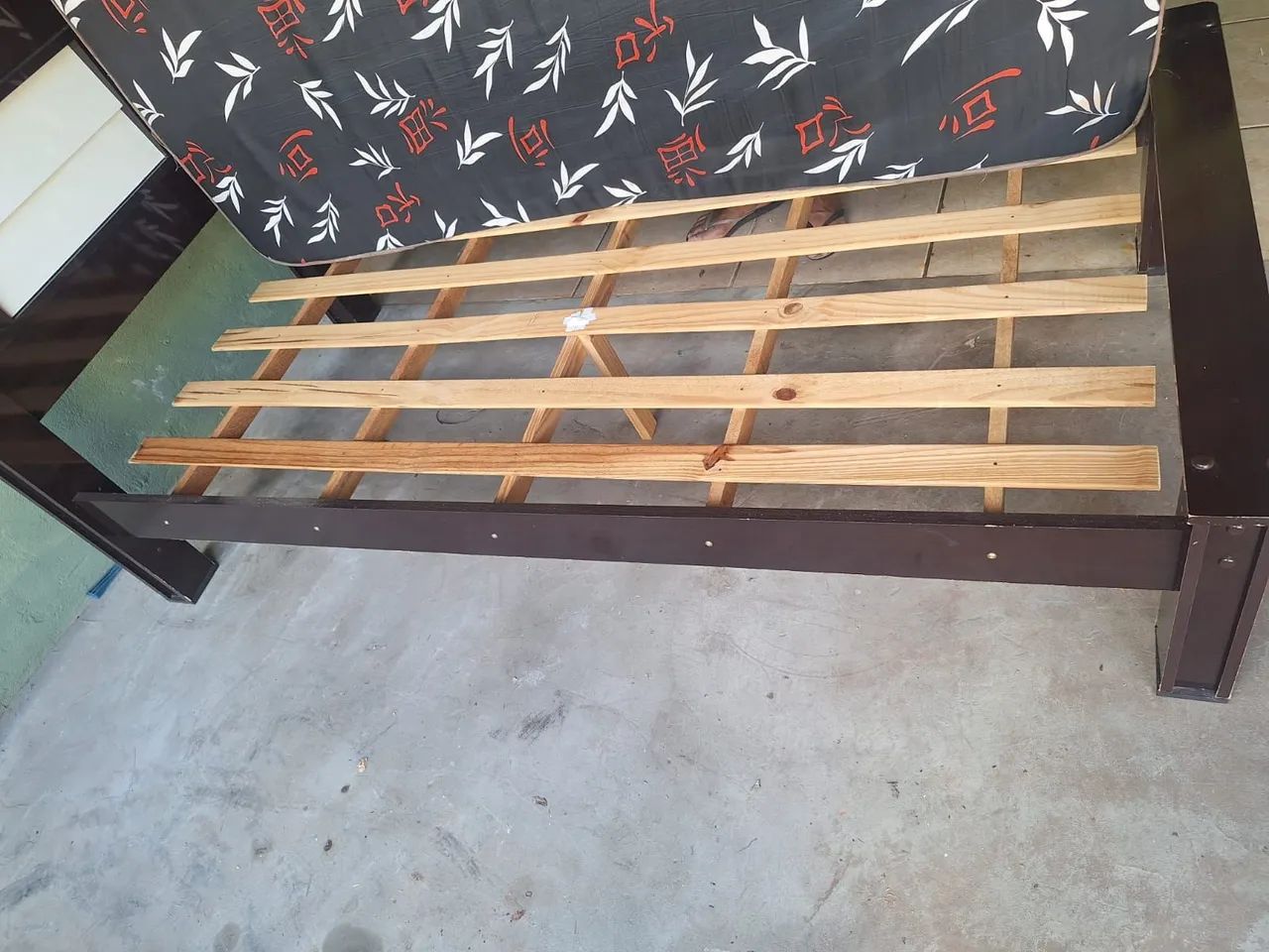 Cama de Solteiro de Madeira com Colchão - Foto 2