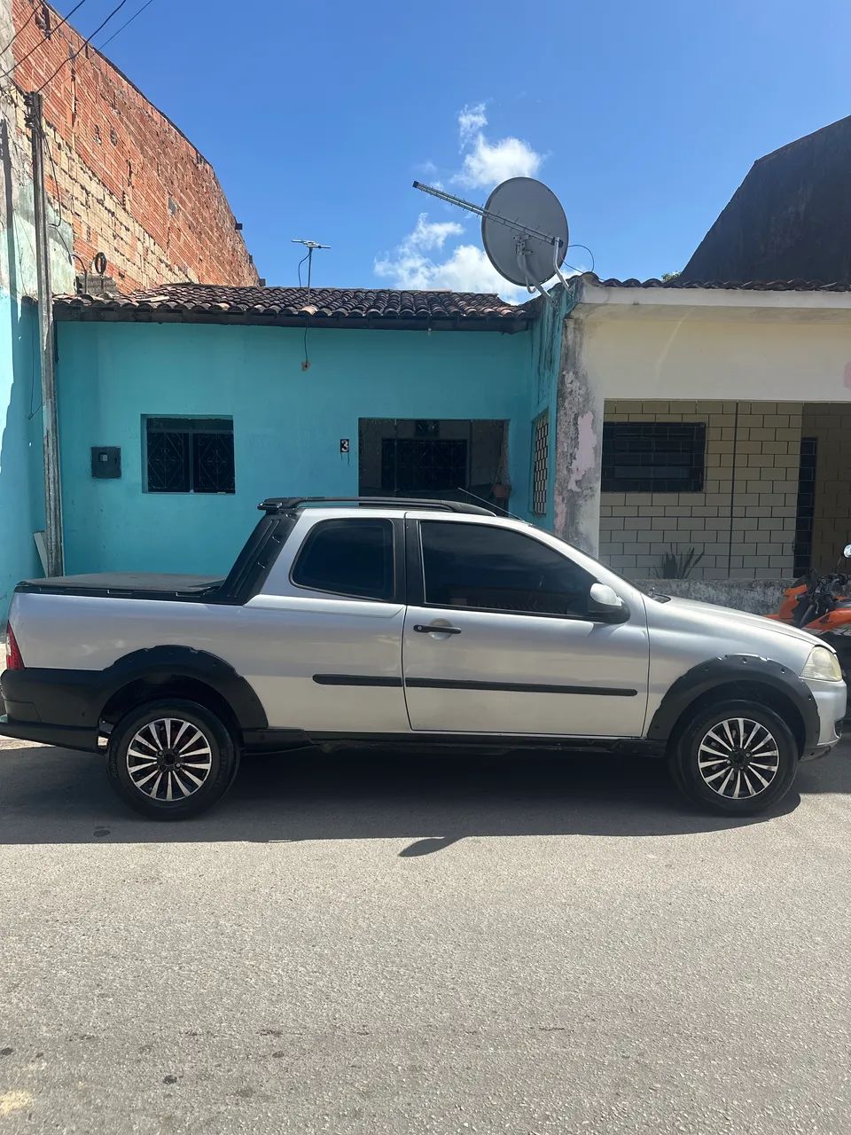 Fiat Strada Working 1.4 MPI Fire Flex 8V CD 2011