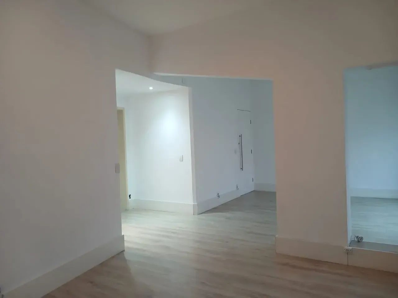 Apartamento em Copacabana com 2 quartos,suíte e garagem - Foto 5