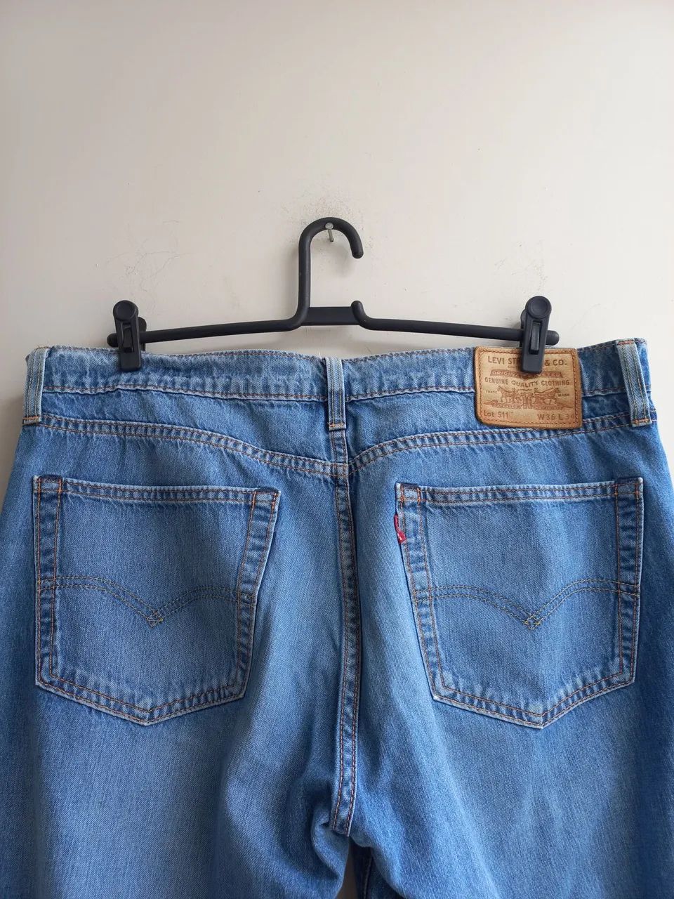 Calça jeans masculina Levis 511 original  - Foto 4