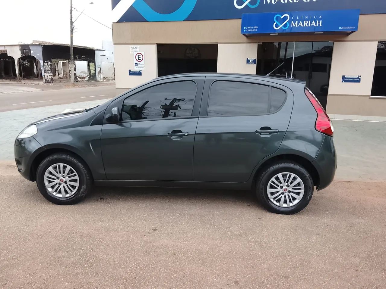Fiat Palio Attractive 1.0 EVO Fire Flex 8V 5P 2014 - Foto 5