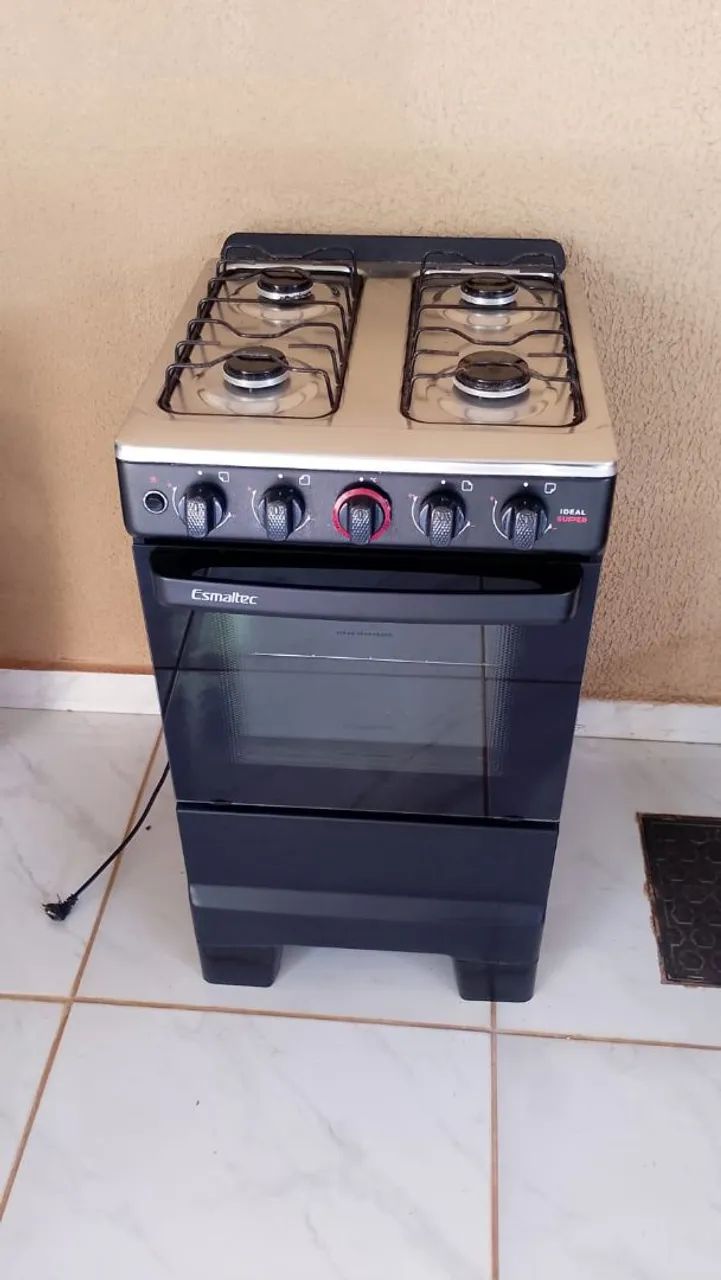 Fogão Esmaltec acendimento elétrico 