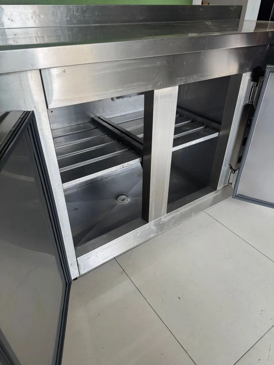 Balcão Refrigerada Inox  - Foto 2