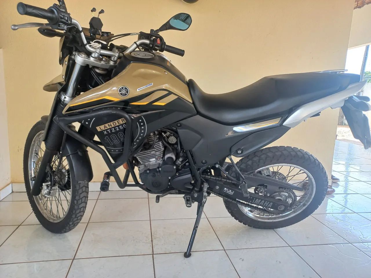 Vendo repasso lander financiada. - Foto 2