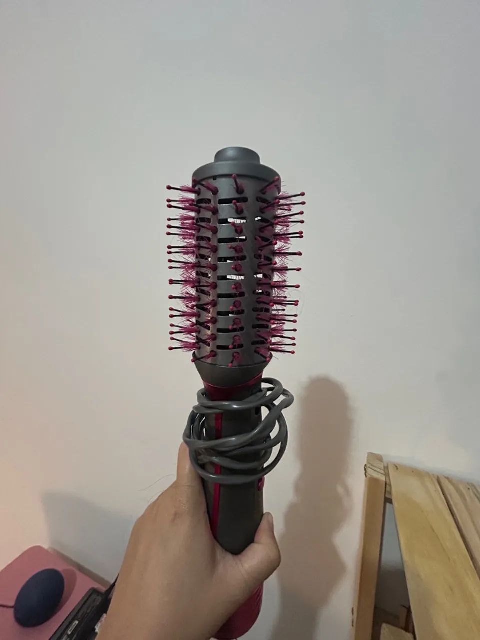 Escova secadora praticamente nova 