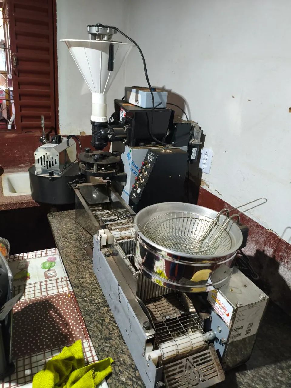 Máquina compacta print para salgadinho 