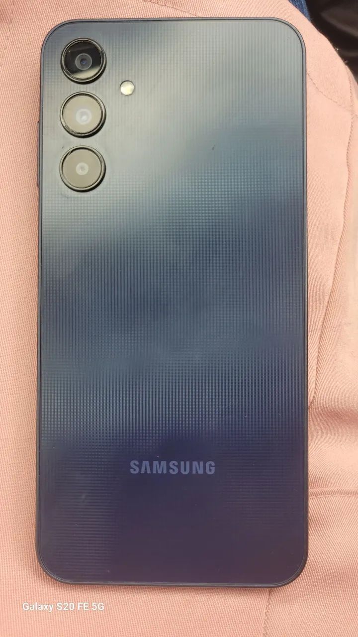Celular A25