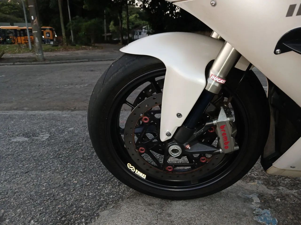 Ducati SBK 1198. - Foto 4