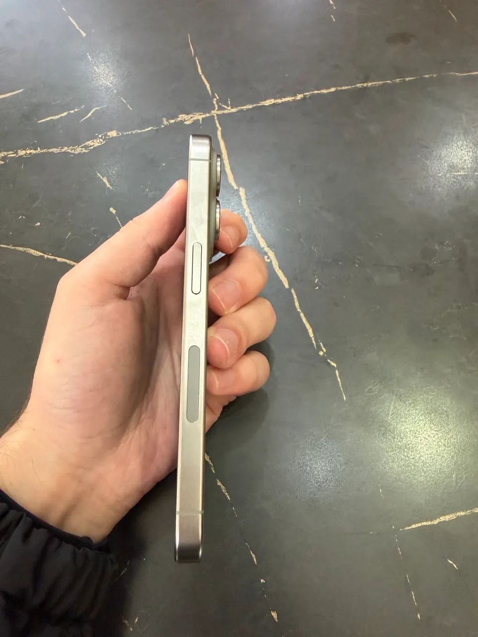 VENDO IPHONE 15 PRO 256gb  - Foto 2