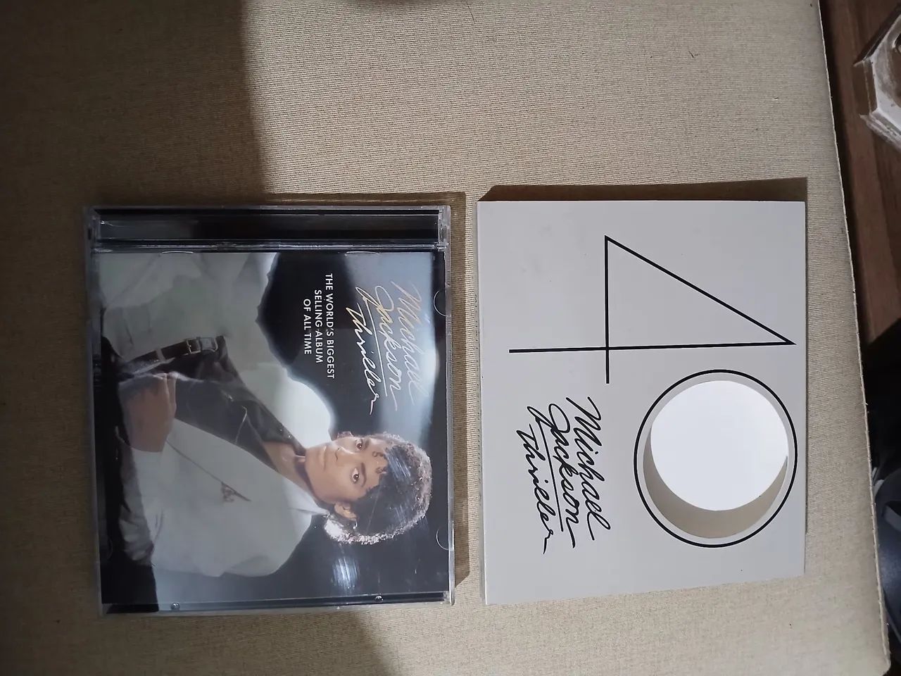 CD duplo Thriller 40 Michael Jackson Importado - Foto 2