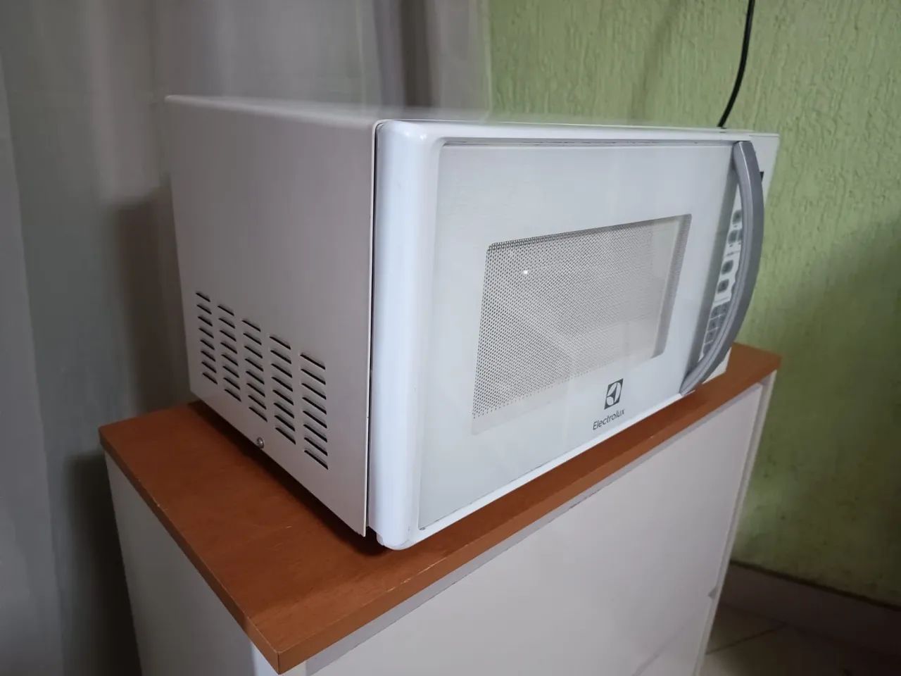 Microondas Eletrolux 20 litros  - Foto 3